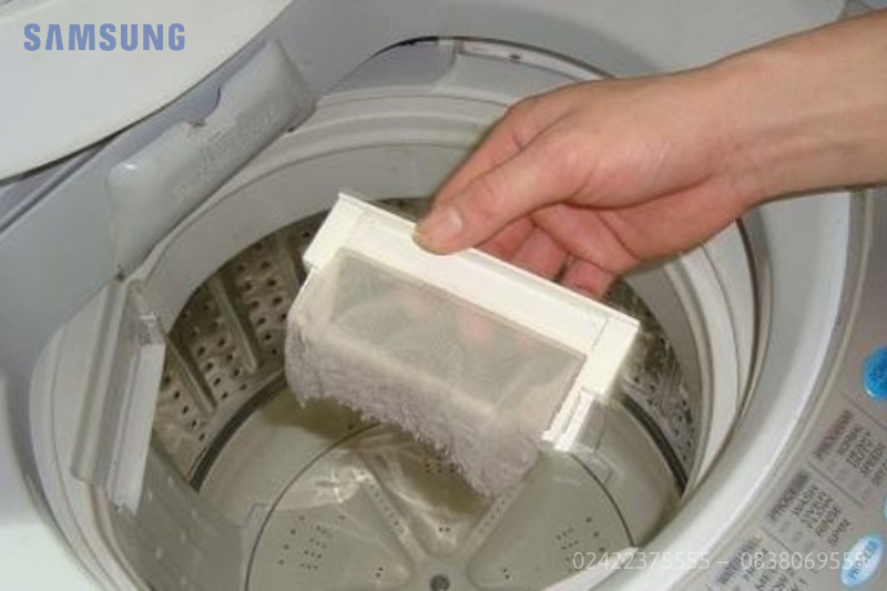 vệ sinh máy giặt samsung cửa trên