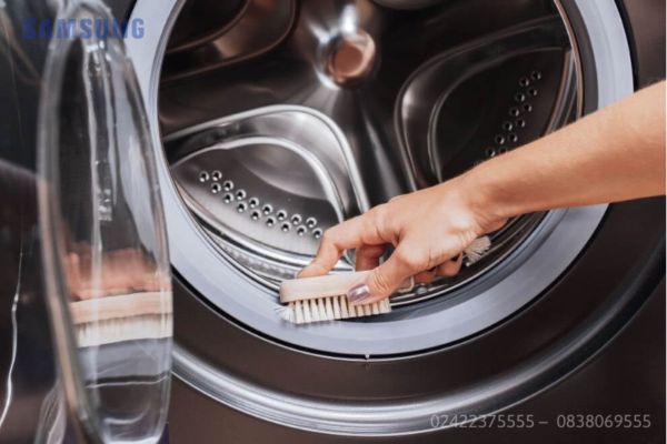 vệ sinh máy giặt samsung